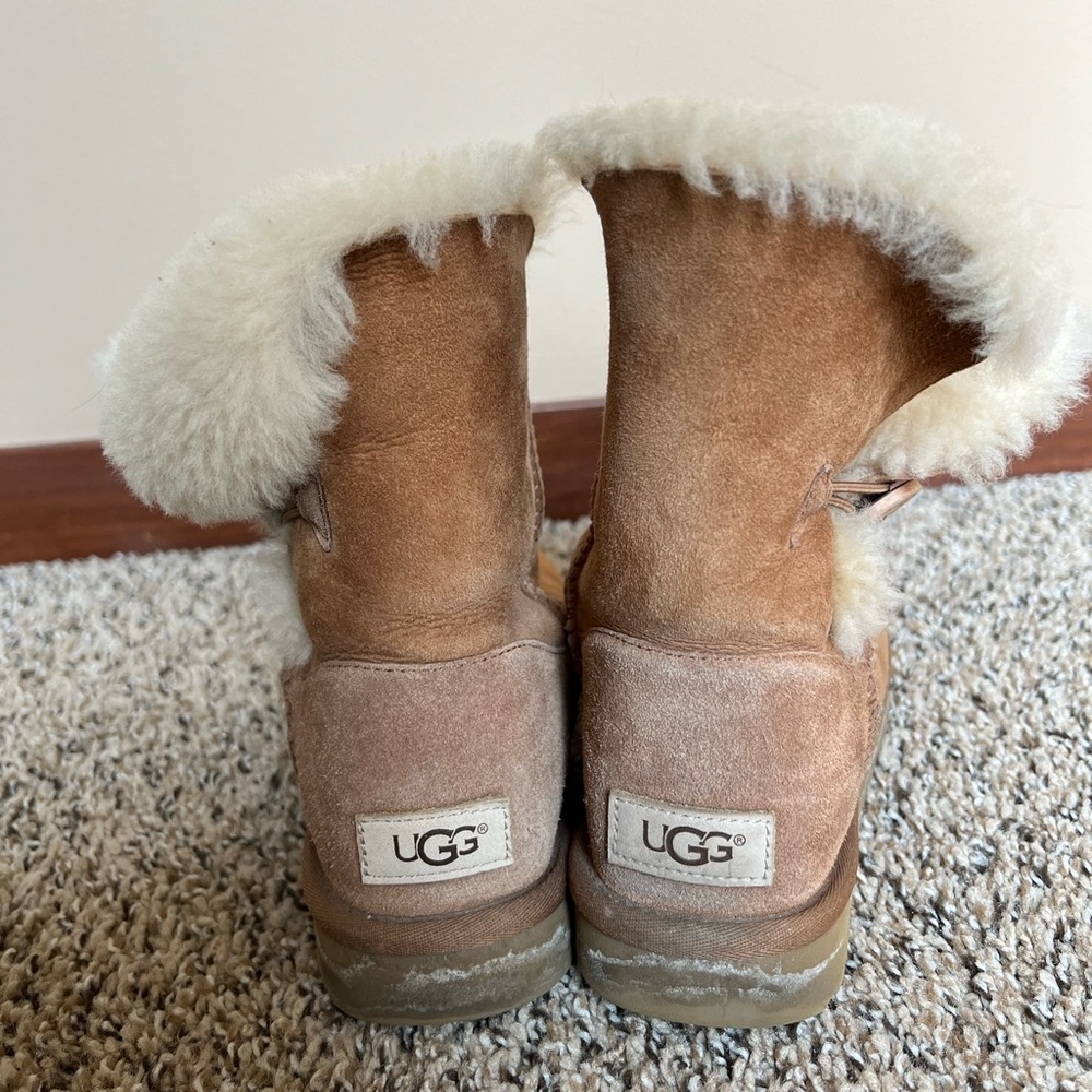 Bailey Button Uggs - image 1